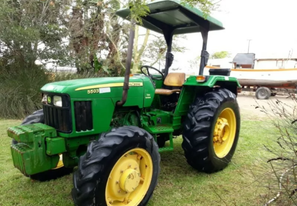 2014 John Deere 5503 4WD