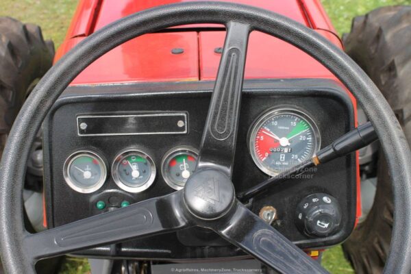 MASSEY FERGUSON 385 - Image 6