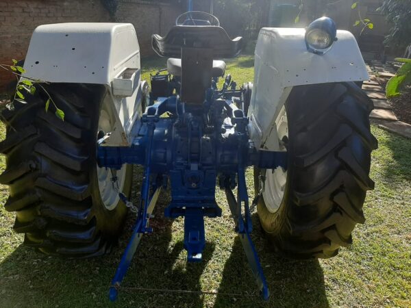 Ford 6610  2wd tractor - Image 4