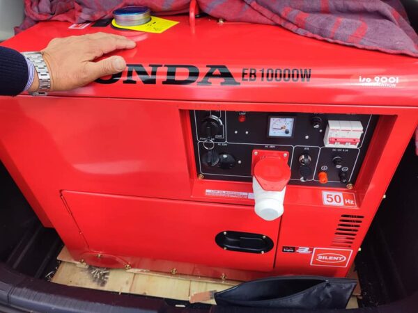 New Honda Generator (10,000W) Auto Starts