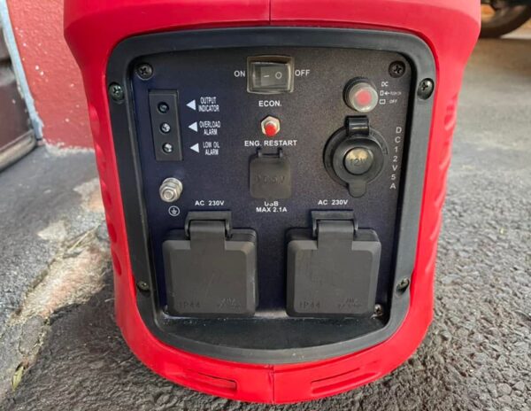 Ryobi Suitcase Inverter Petrol Generator (1yr Warranty) - Image 6