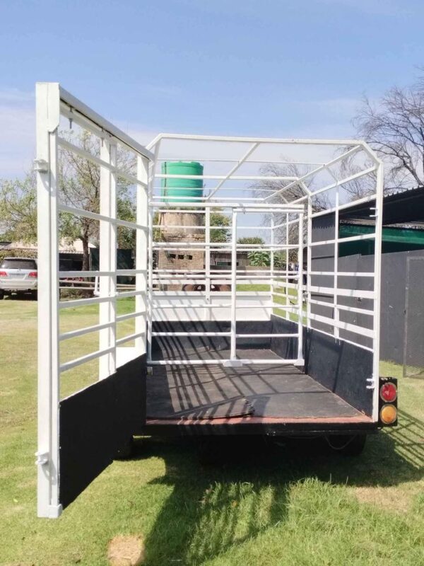 Cattle Trailer - Image 2