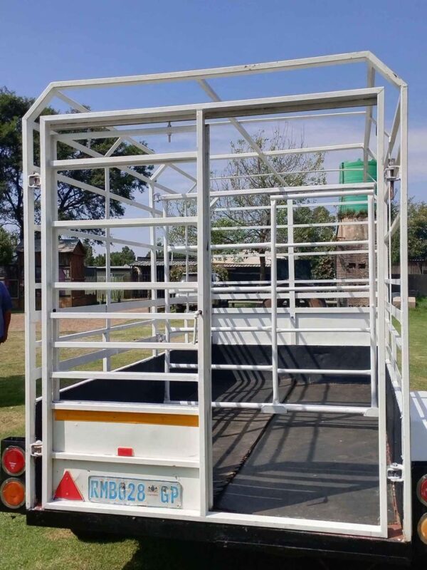 Cattle Trailer - Image 3